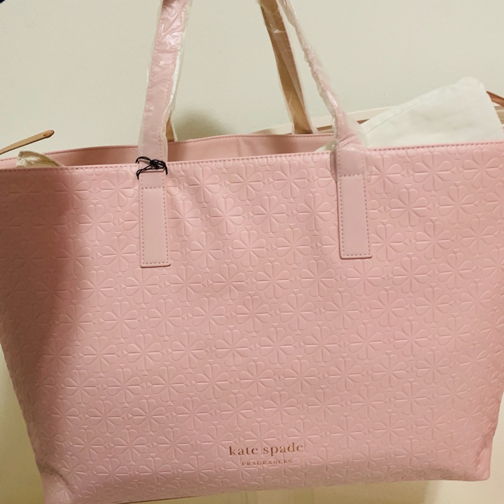 - Kate spade tote bag